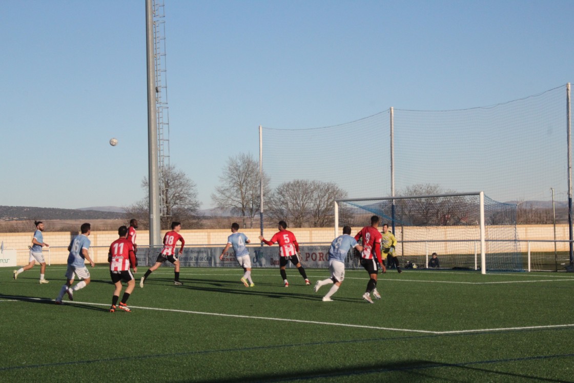 El Cella le discutió al Illueca un triunfo que aleja al Alcañiz del ascenso (1-2)