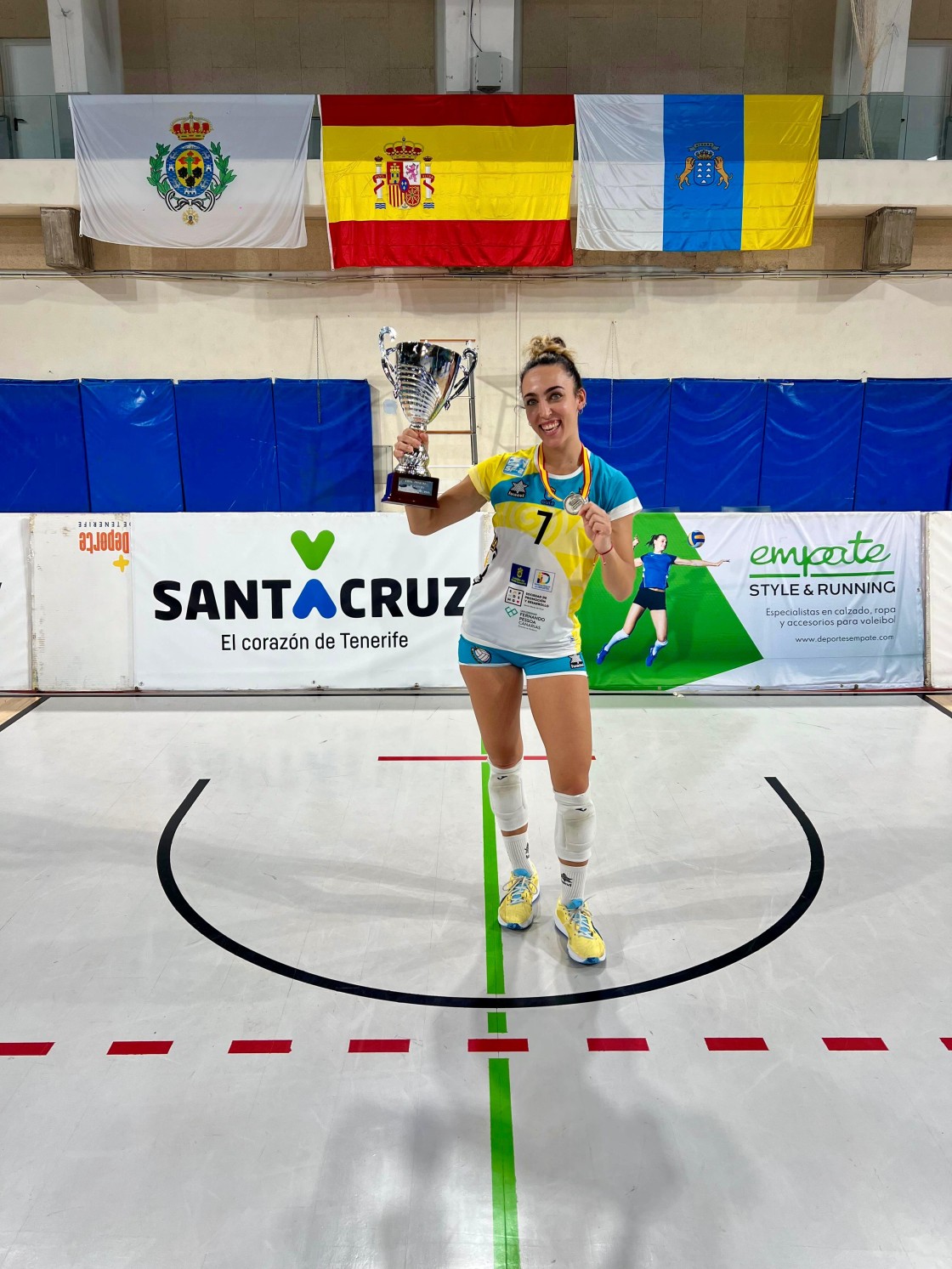 Laura Salvador, subcampeona de la Copa Princesa de vóley: “Canarias tiene un ecosistema especial para el voleibol, su apuesta por este deporte es real”