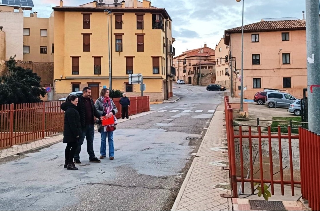 El PSOE pide al Gobierno de Aragón la ampliación del paso sobre el puente de la calle Fuente Nueva de Alcorisa