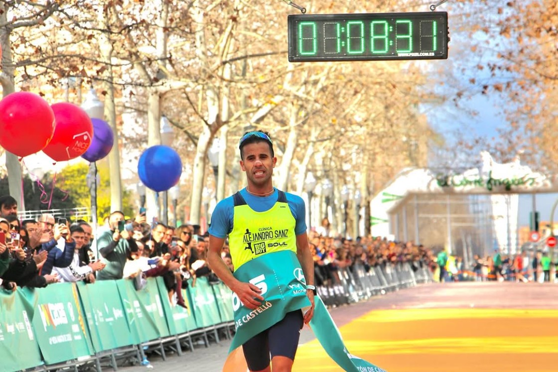 Luis Agustín, campeón de la Media Maratón de Castellón