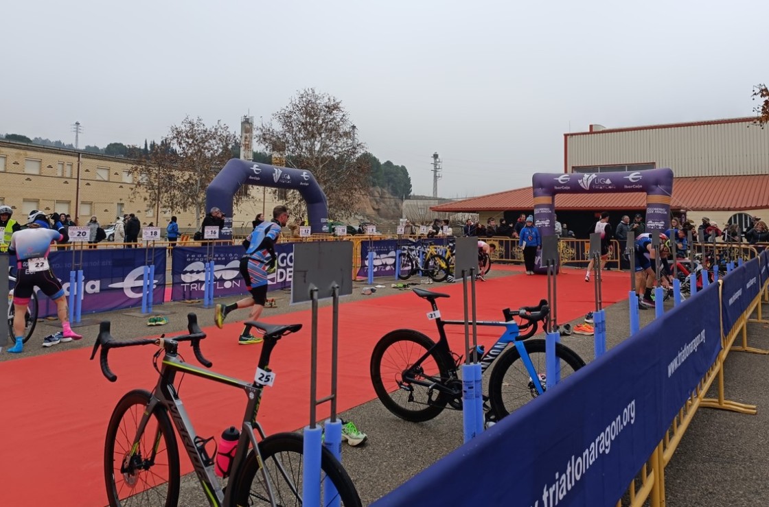 La Val pone firma en una cita con dominio del Casablanca en el Autonómico de Duatlón Sprint