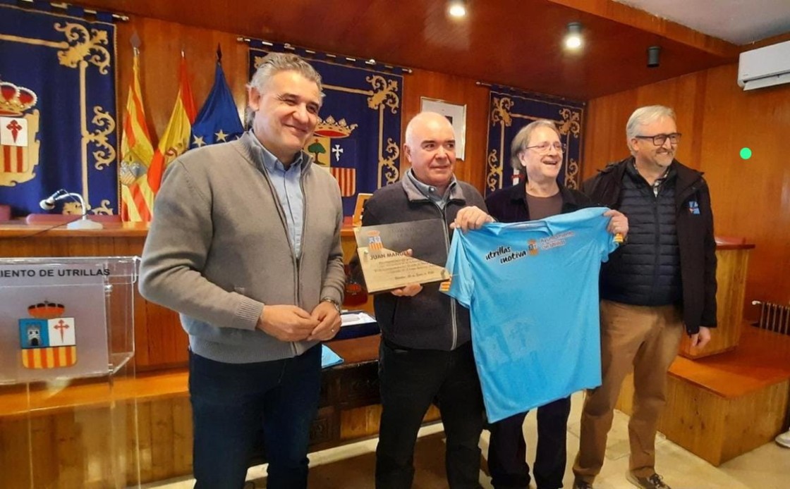 El Ayuntamiento de Utrillas y la Federación Aragonesa de Pesca reconocen a Juan Manuel Losa tras proclamarse Campeón del Mundo de Black Bass desde Embarcación