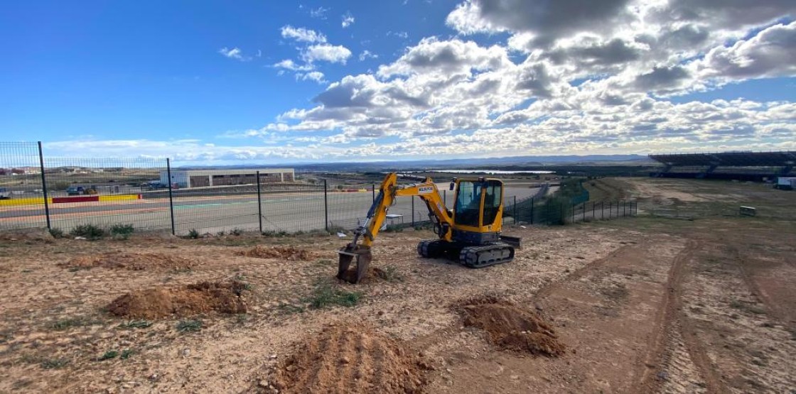 Motorland inicia un ambicioso proyecto de revegetación y reforestación en el que se plantarán más de 5.700 ejemplares