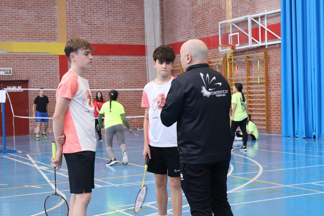 Sube el nivel en la segunda jornada del Campeonato Provincial de bádminton