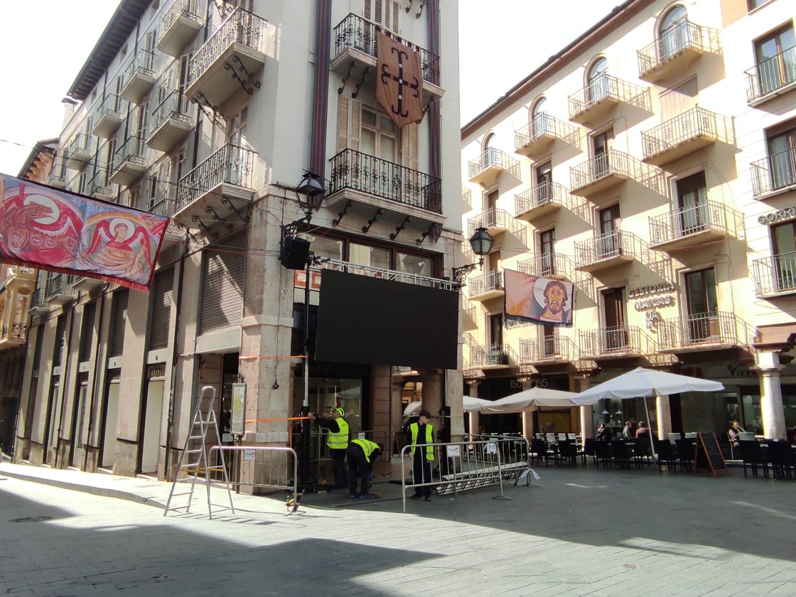 Teatro en vivo y tecnología conviven para revivir la leyenda de los Amantes en las calles de Teruel