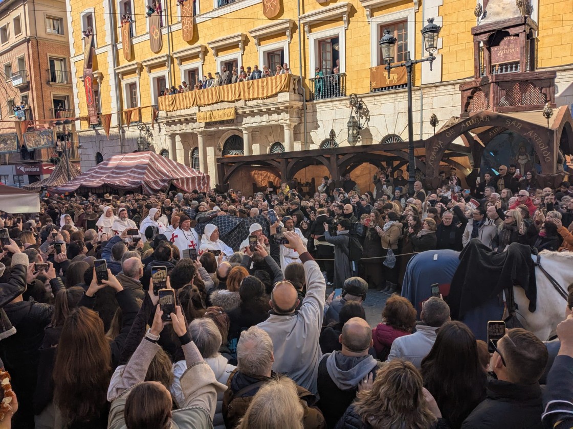 Los funerales de los Amantes de Teruel cierran la XXIX edición de las Bodas Isabel de Segura