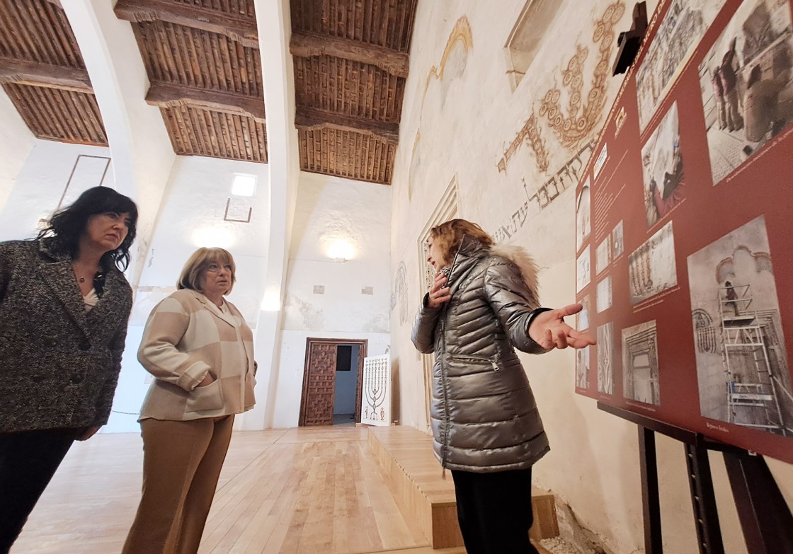 La restauración de los revestimientos de la sinagoga de Híjar confirma su relevancia en Europa