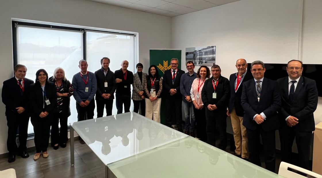 El Consejo Rector de Caja Rural de Teruel celebra su reunión del mes de febrero en Motorland Aragón