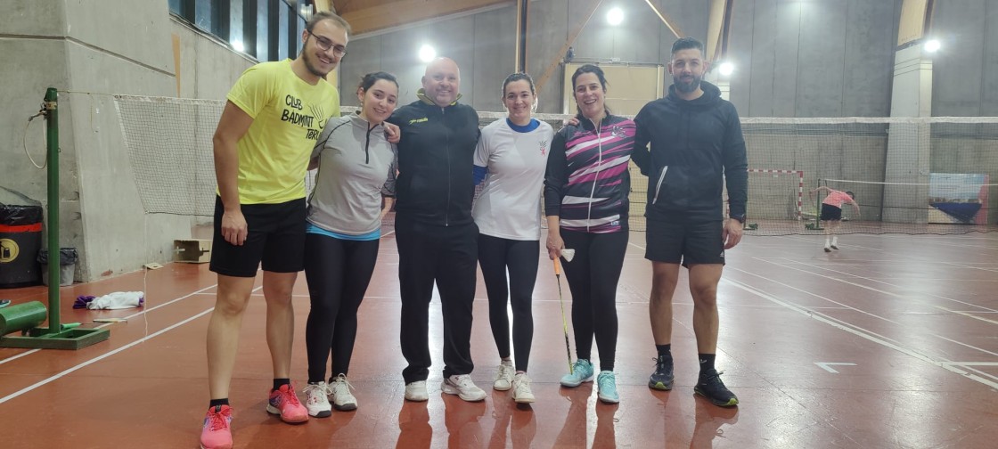 Bádminton Teruel abre relaciones con un club francés para torneos