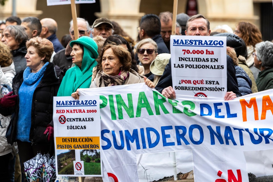 En torno a 400 personas se manifiestan en Teruel contra el Clúster del Maestrazgo