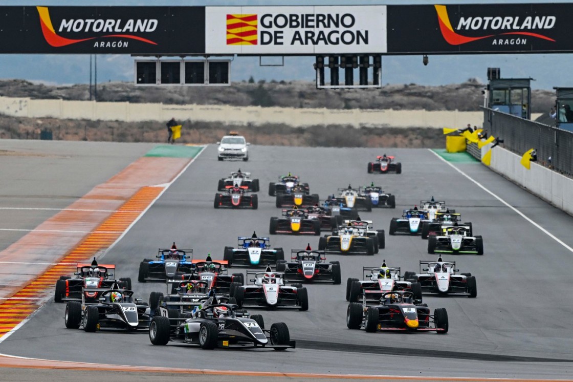 La Winter Series regala una igualada jornada de domingo para su cierre en Motorland