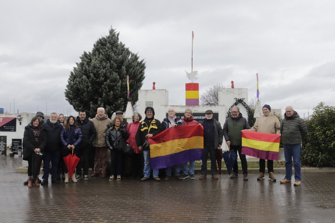 Reivindican la memoria democrática frente a la imposición del olvido