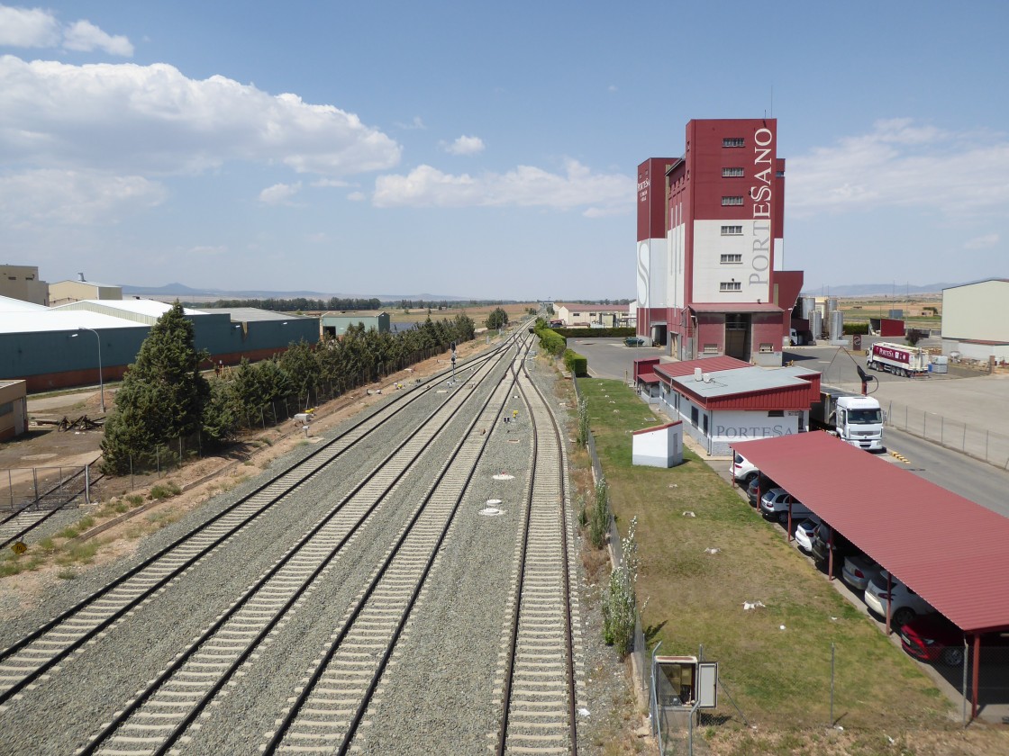 Transportes adjudica la ampliación de un apartadero de la estación de tren de Cella por 32,27 millones de euros