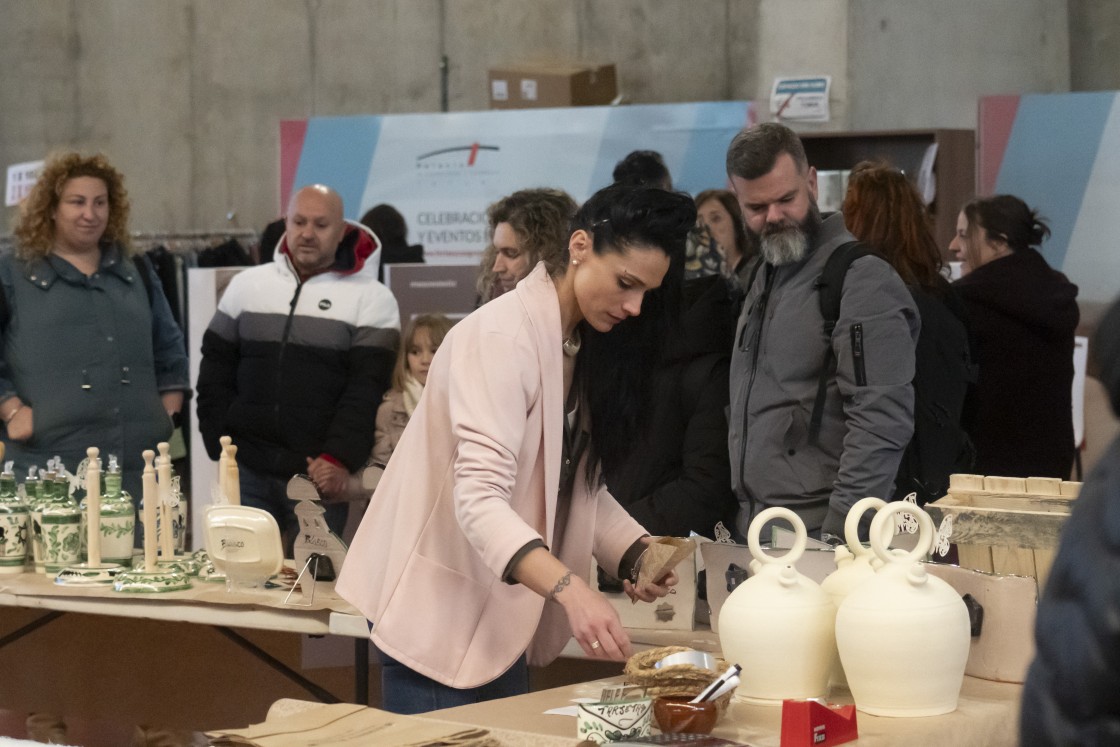 Los comerciantes se muestran satisfechos por el interés de la clientela turolense