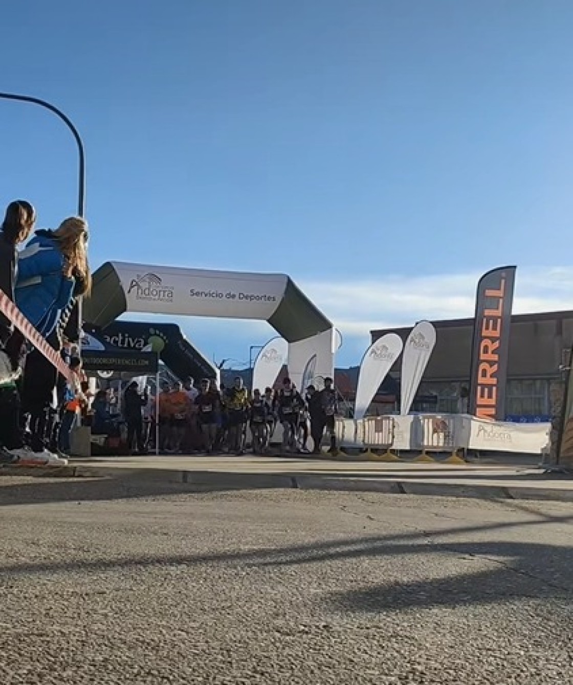 Abraham Blánquez y Alba Loras triunfan en la Trail Ancagua