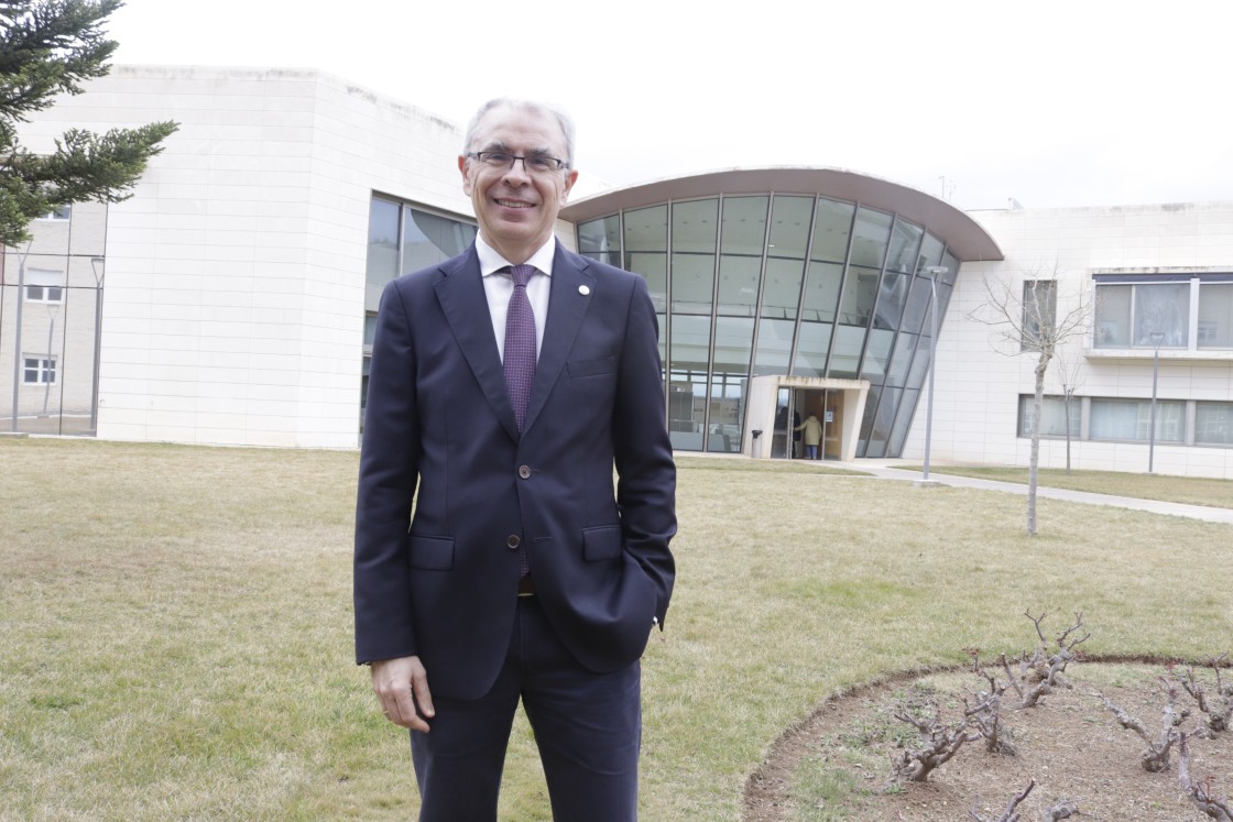 José Ángel Castellanos, candidato a rector de la Universidad de Zaragoza: “Siempre he sido muy sensible  con el refuerzo de la formación impartida en el Campus de Teruel”