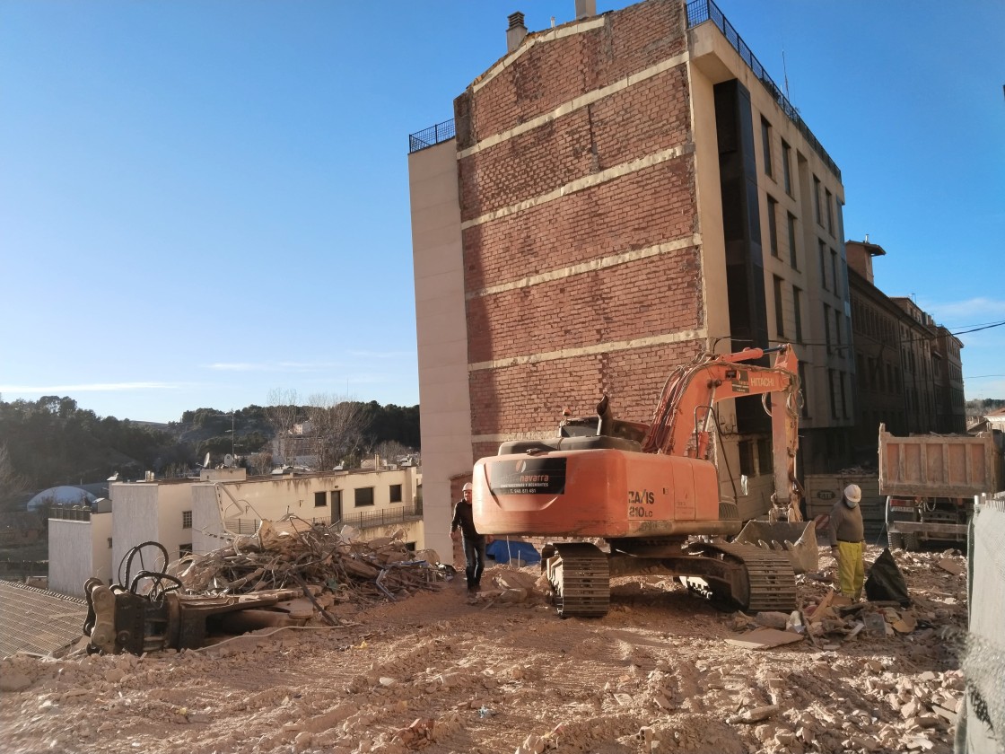 El Ayuntamiento de Teruel ha invertido más de un millón de euros en el desescombro del edificio que colapsó en la calle San Francisco