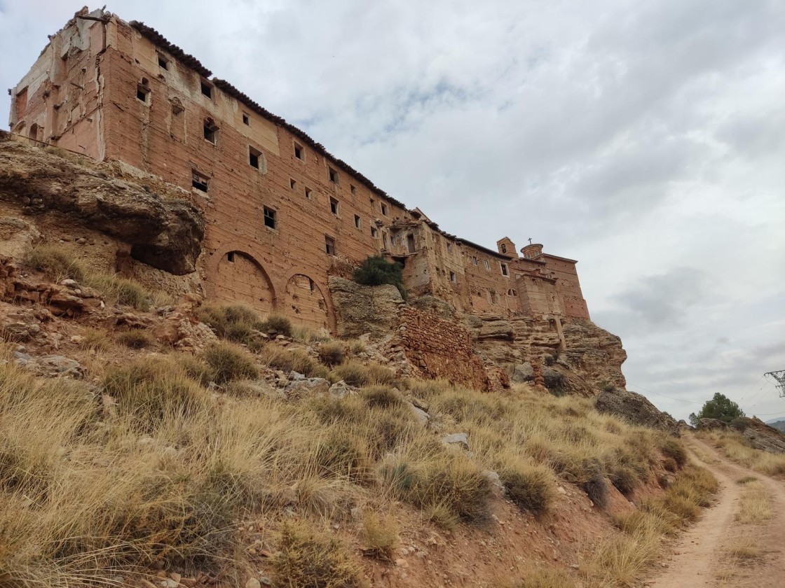 Patrimonio estudia salvar de la ruina  la hospedería del Santuario de Arcos de Albalate del Arzobispo