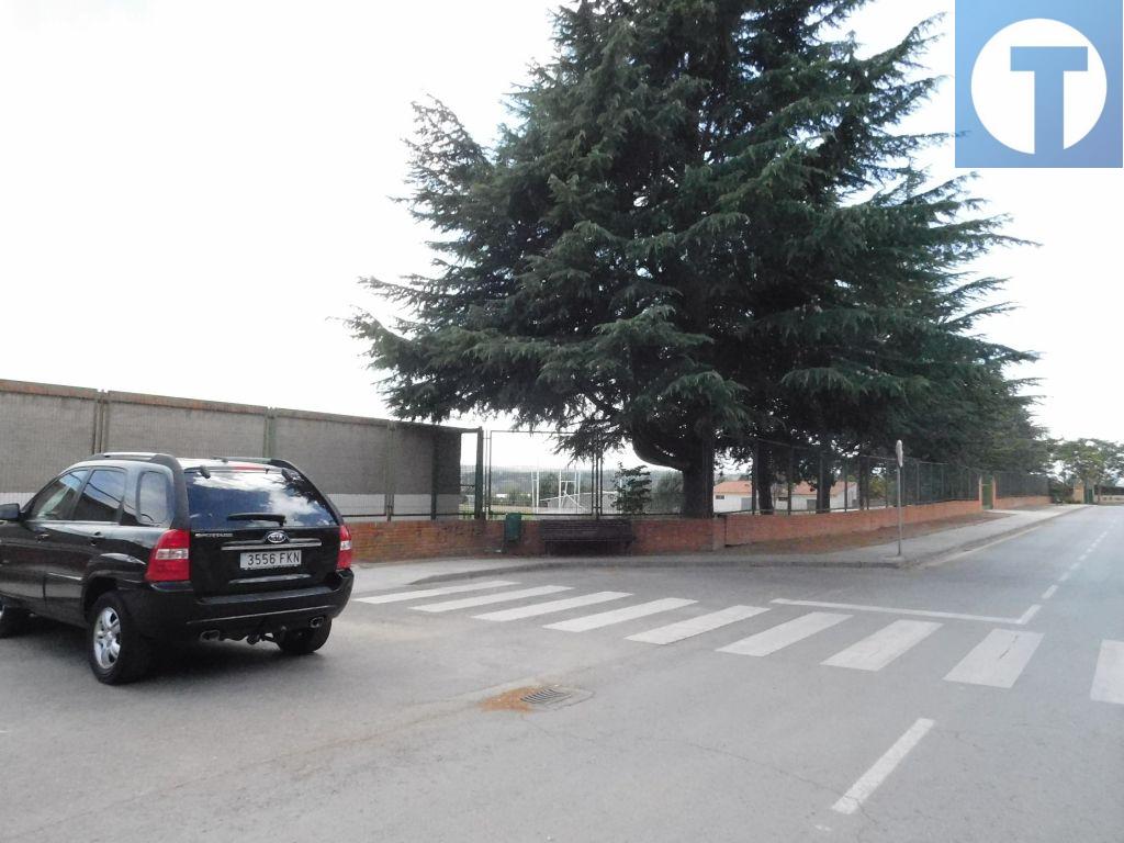 El Ayuntamiento de Teruel reordenará el tráfico y el aparcamiento en la Ciudad Escolar por el traslado de Las Anejas