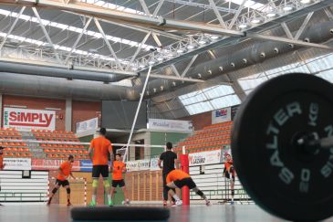 Las opciones del CV Teruel de liderar la Superliga de Voleibol pasan por la victoria en Los Planos esta tarde