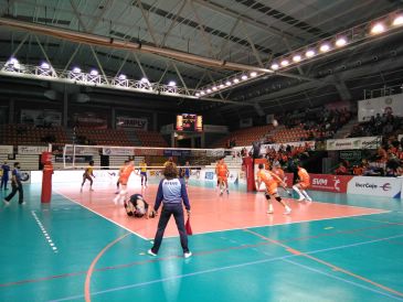 El CV Teruel sigue invicto en la Superliga de voleibol tras imponerse por un claro 3-0 a Vecindario