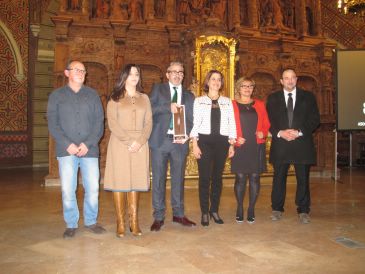 Anudi entrega el Premio Solete de 2017 a DIARIO DE TERUEL