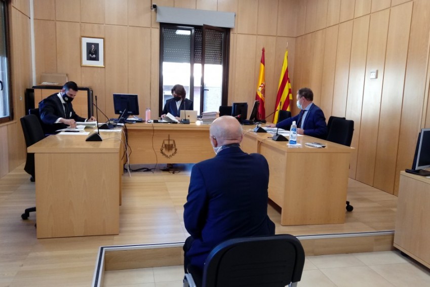 La Fiscalía pide la inhabilitación por cinco años del secretario de la Diputación de Teruel