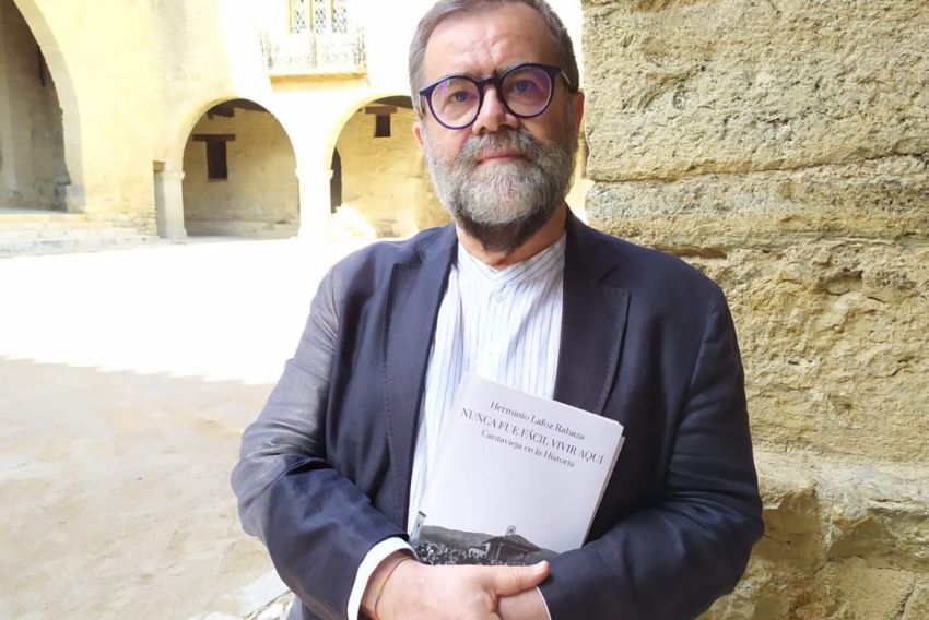 Herminio Lafoz Rabaza, autor del libro ‘Nunca fue fácil vivir aquí. Cantavieja en la historia’: “Vivir en Cantavieja nunca fue fácil, los que se han quedado son los resistentes”
