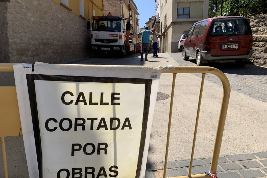 Empiezan las obras de emergencia en la calle San Pedro de Alcañiz