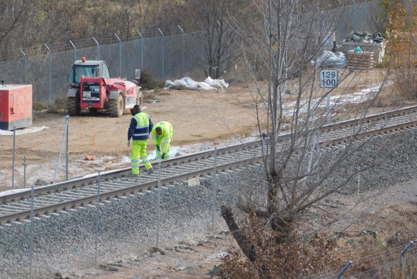 Adif restablece la circulación en la línea férrea Zaragoza-Teruel-Sagunto tras las obras