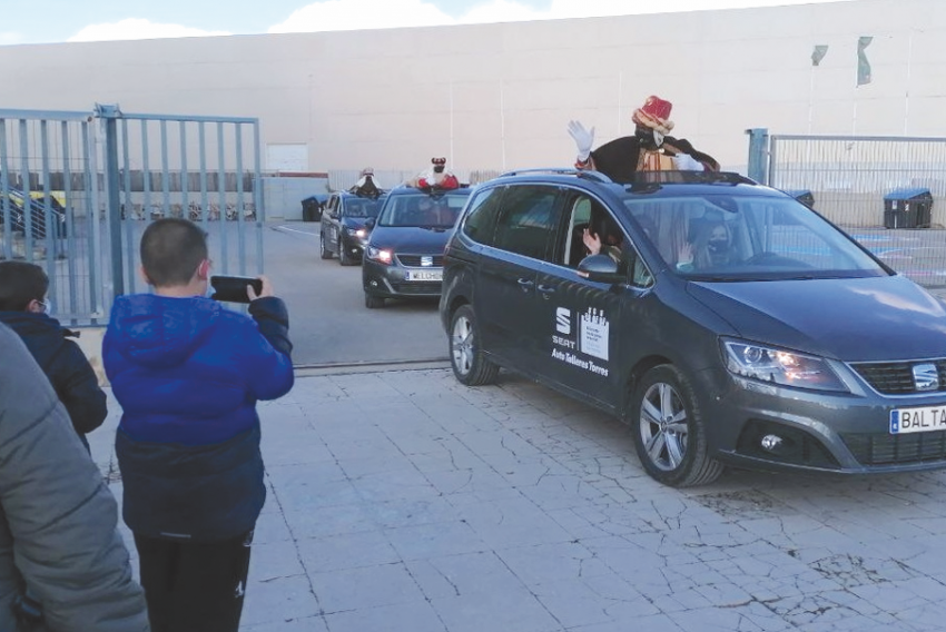 Así será la Cabalgata de Reyes en la capital: cerca de 500 personas, 42 vehículos y 11 grupos a pie, la gente con mascarilla y habrá caramelos