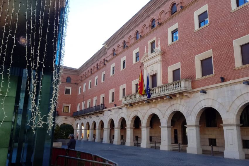 La jefa de Otorrinolaringología del hospital de Teruel denuncia en el Juzgado a los gerentes del Salud
