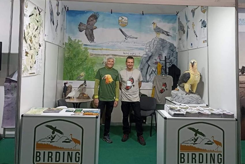 Profesionales del sector turístico de cuatro comarcas turolenses adquieren conocimientos sobre las principales aves de los territorios