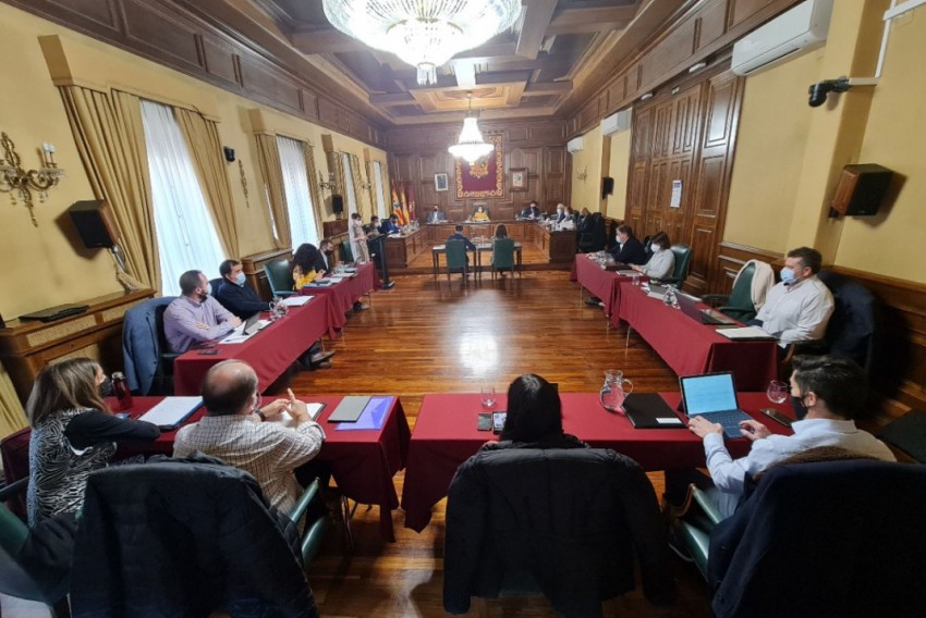Unanimidad en el Ayuntamiento de Teruel para reclamar al Gobierno  de Aragón un transporte sanitario de calidad