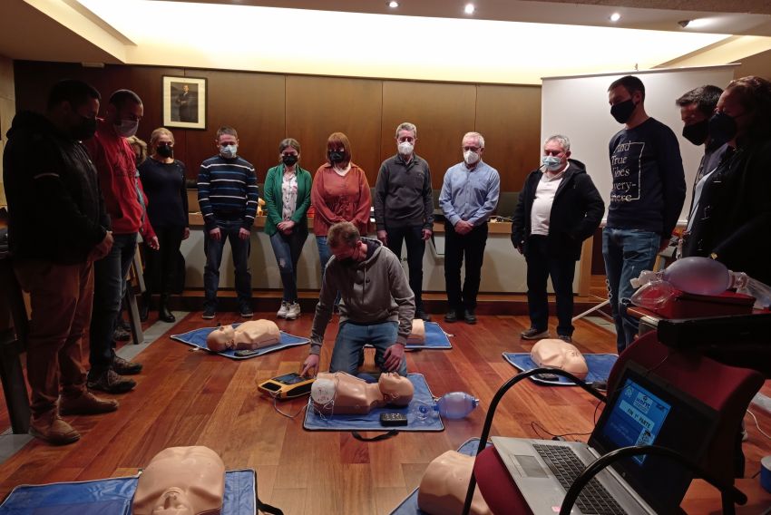 La Comunidad de Teruel organiza dos cursos de formación para el uso de desfibriladores en sus municipios