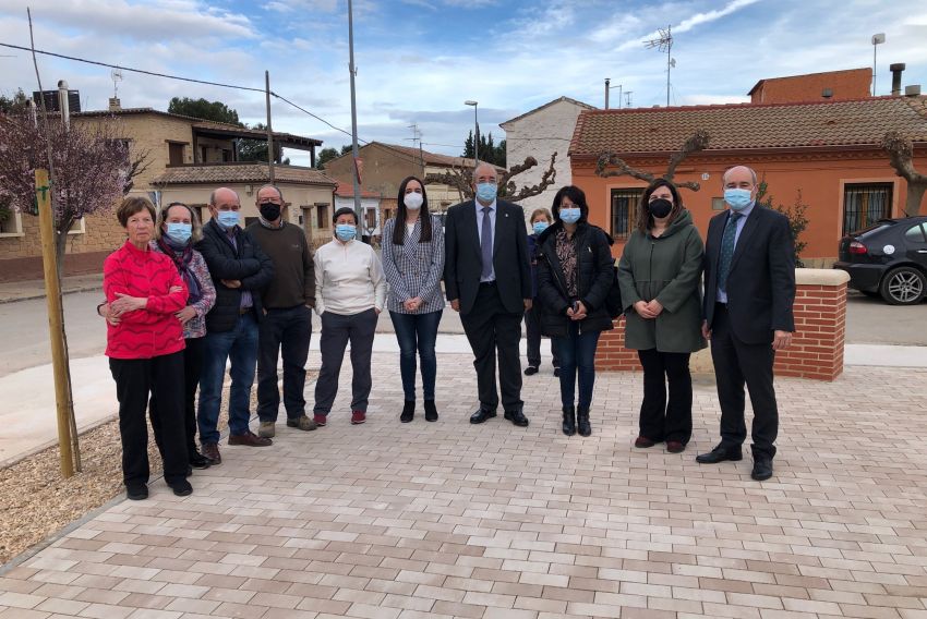 Puigmoreno estrena un nuevo espacio ciudadano gracias al Plan de Obras y Servicios de barrios de la DPT