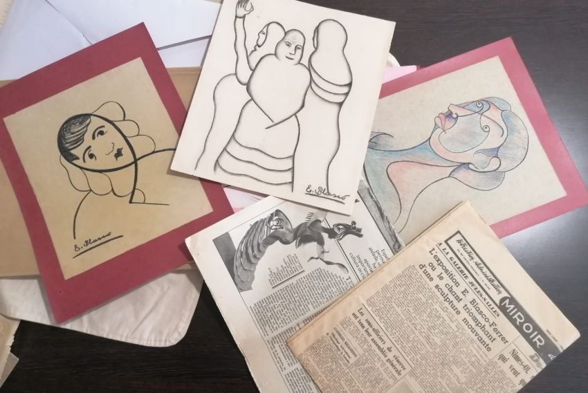 Los sobrinos del artista Eleuterio Blasco Ferrer donan a Molinos decenas de dibujos y documentos