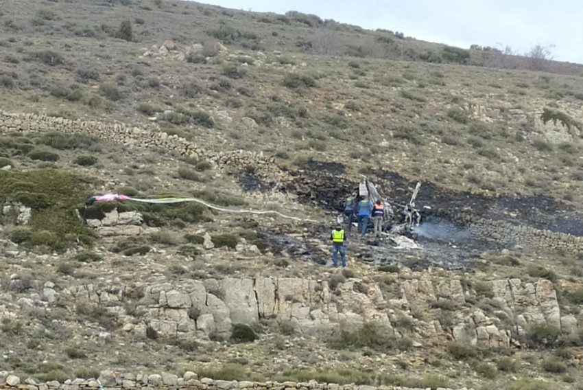 Fallecen dos personas al estrellarse una avioneta cerca de Mosqueruela