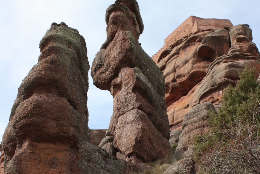 Geolodía se adentra este sábado en el paisaje rojizo del rodeno de Rodenas y Peracense