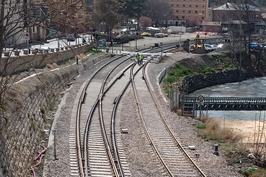 Adif inyecta otros 30 millones para mantener el impulso transformador de la línea Zaragoza-Teruel-Sagunto