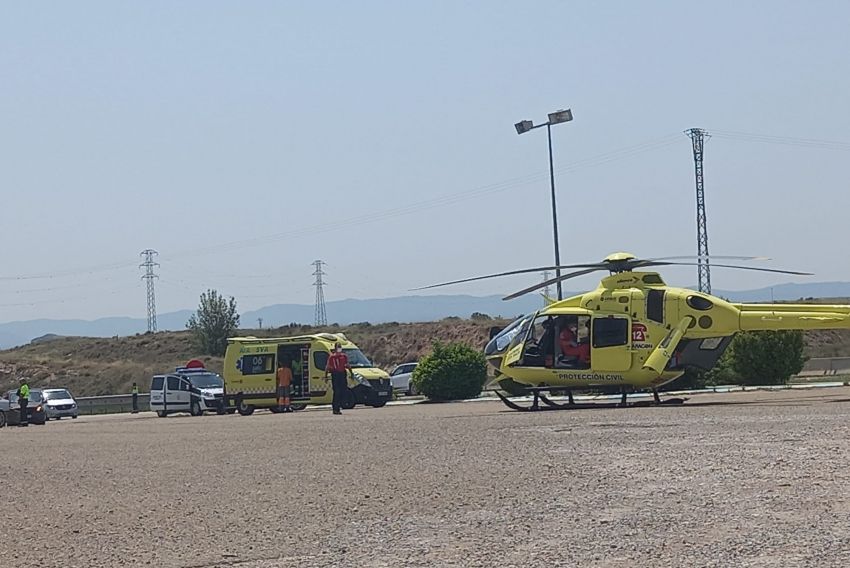 Grave accidente de tráfico en Alcañiz con dos niños heridos graves, uno evacuado en UVI Móvil y otro en helicóptero a Zaragoza