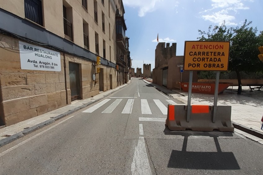 El avance de las obras de emergencia en Pui Pinos corta el tráfico en Muro de Santiago