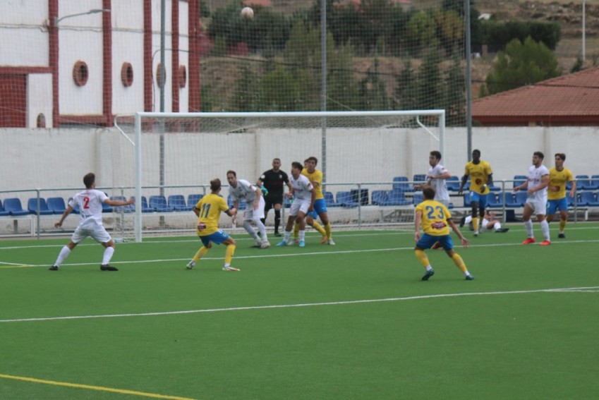 El Utrillas suma un punto de oro ante uno de los favoritos de la categoría (1-1)