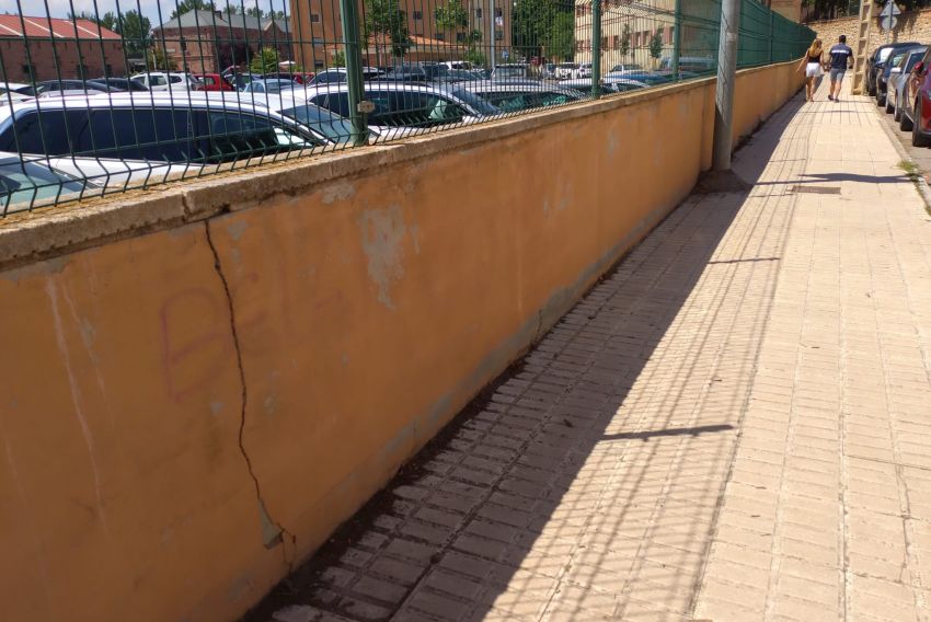 El Ayuntamiento de Teruel adjudica los trabajos para renovar el muro de la estación de ferrocarril