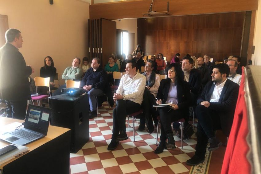 El Ayuntamiento de Gea de Albarracín y Segittur organizan una jornada para explicar el distintivo Destino Turístico Inteligente