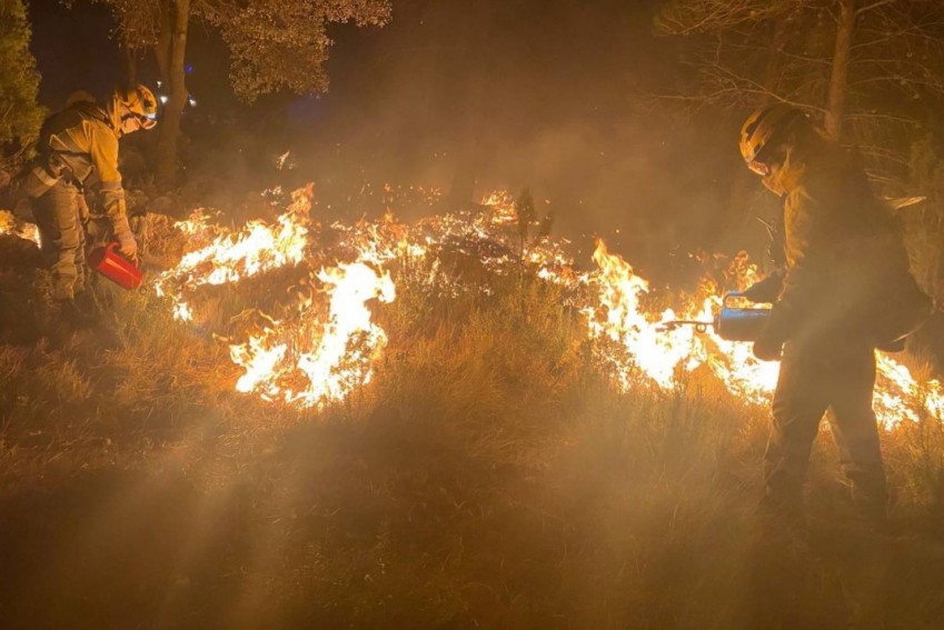 La Guardia Civil toma declaración a cuatro personas que hacían trabajos de mantenimiento en una senda por su posible relación con el incendio de Castellón