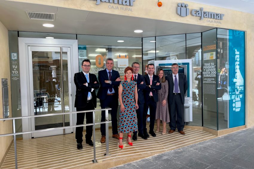 La banca cooperativa Cajamar abre su primera oficina en Teruel