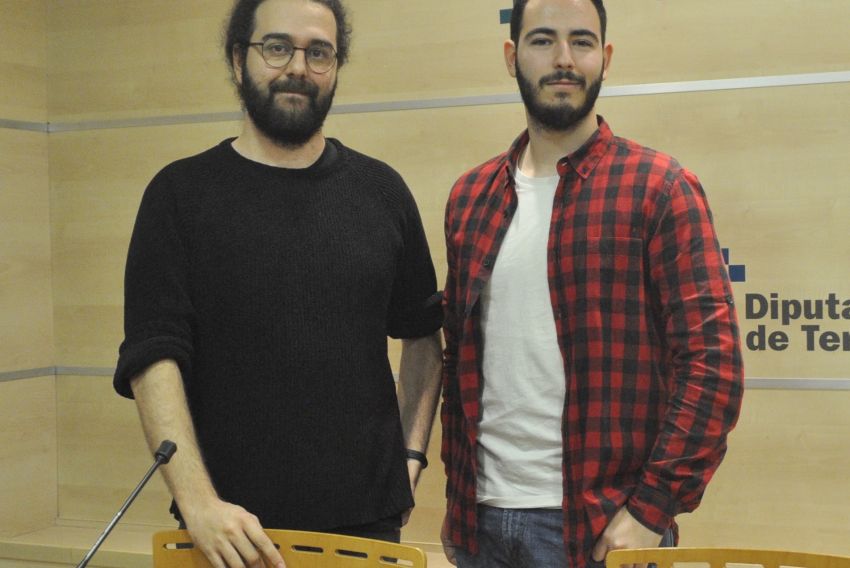 Vicente Aguilera y Cirilo Comín, codirectores del documental 'Arnaudas, más allá del cancionero': 