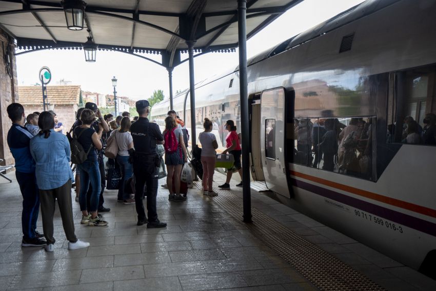 Renfe habilitará un tren especial y reforzar servicios de Media Distancia por las fiestas de La Vaquilla