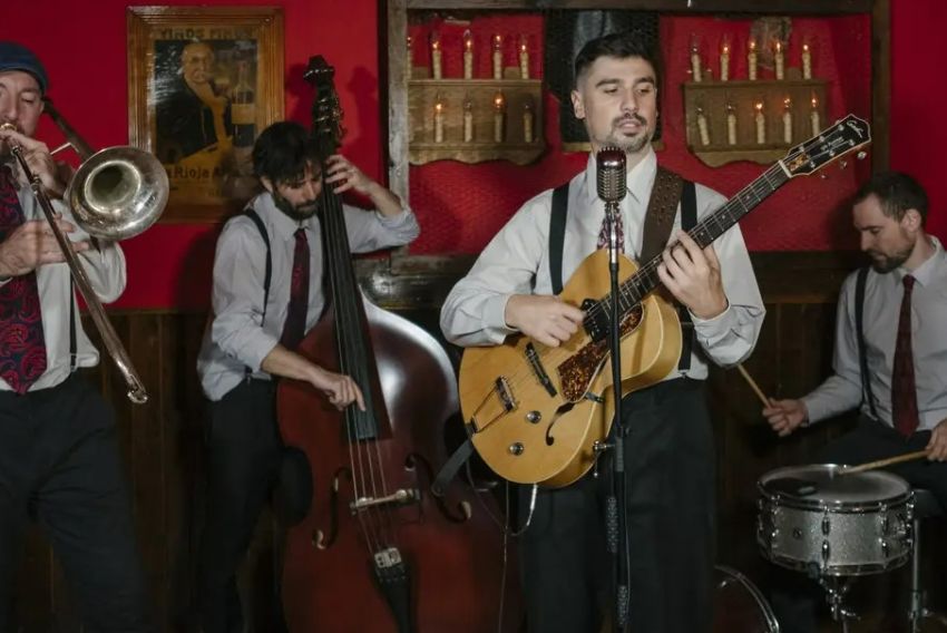 Nacho DiMartino Swing abre esta noche el ciclo de música Luna de Agosto en Alcañiz